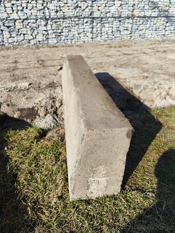 Silniční obrubníky - 2