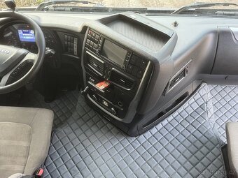 Iveco Strails HI-WAY - 2