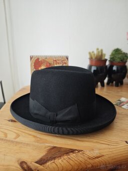 Starožitné klobouky - 2