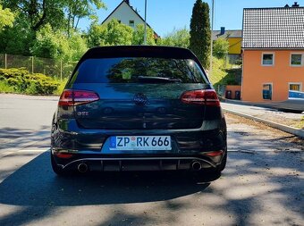 Volkswagen Golf 7 GTi Preformance 300 koni - 2