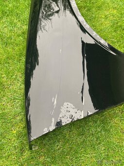 Přední levý blatník Mopar originál Challenger - 2