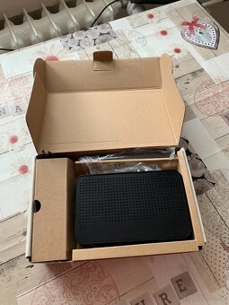 DVBT 2 Settop box z HBBRid TV (červene tlačitko) - 2