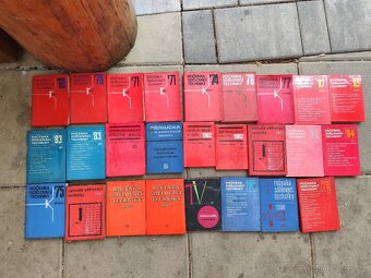 Knihy, elektrikář - 2