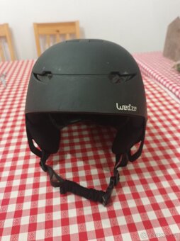 Lyžařská helma - 2