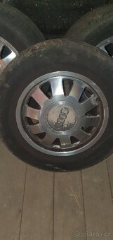 Sada kol Audi r15 - 2