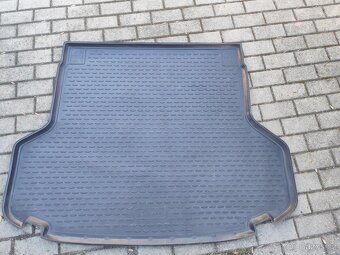 Vana do kufru  Kia ceed sw - 2