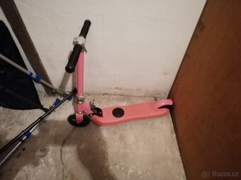 prodám dětskou  elektrokolobezku - 2