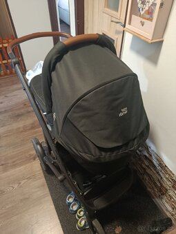 Prodám kočárek zn Britax s vajíčkem - 2