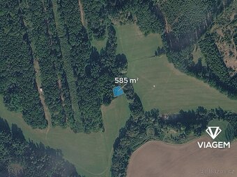 Pole 585 m² - 2