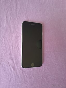 iPhone SE 2020 256GB bílý
- 2