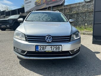 Volkswagen Passat 2011 - 2