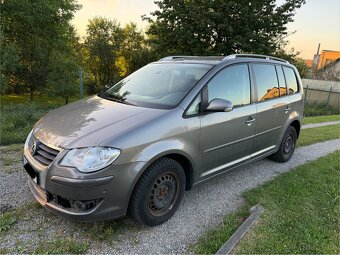 Volkswagen Touran 1.9 TDI 77 kW DSG - 2