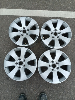Alukola elektrony 16" original Skoda - 2