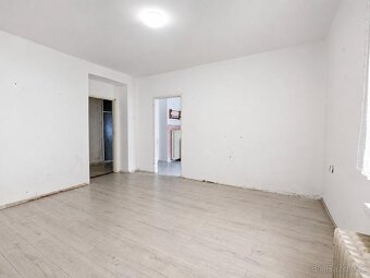 Pronájem bytu 1+kk, tř. Budovatelů 2387/24, Most - 2