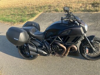 Ducati diavel 1 200 - 2