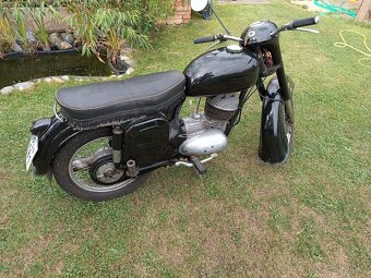 ČZ 125/453 - 2