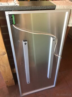 Prodám infrapanel 60 x 120 cm - 850W. - 2