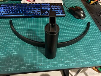 Stojan pro 29" LG UltraWide 29WP500-B - 2