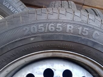 Barum vanis 2 205 65 r15c - 2