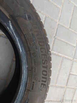 Celoroční pneu 185/60 R15 - 2