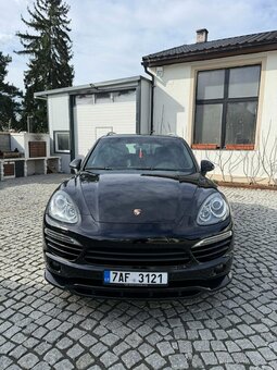 Porsche Cayenne - 2