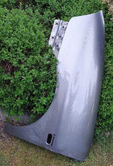 Levý blatník Seat Ibiza 6L 2006 - 2