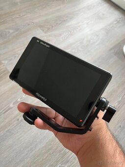 Feelworld monitor LUT6 6" + baterie - 2