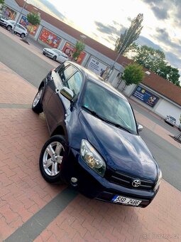 Toyota RAV4 - 2