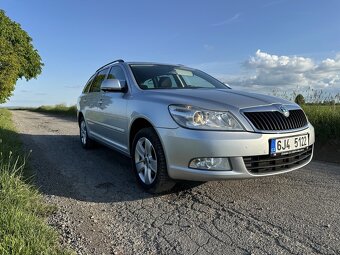 Škoda Octavia 2 1.6tdi facelift ELEGANCE - 2