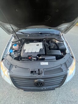 Volkswagen Passat B6 - 2