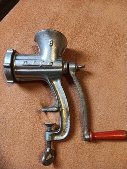 Mlýnek na maso alfa 8 - 2