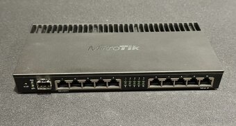 Prodáno - MIKROTIK RB4011iGS+RM Routerboard - 2