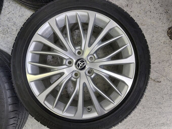 Originál alu kola 18" na Toyota Camry letní - 2
