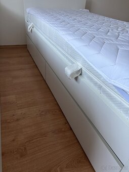 Postel s šuplíky 90x200 - 2