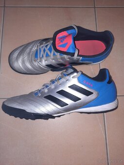 Turfy Adidas 42 - 2
