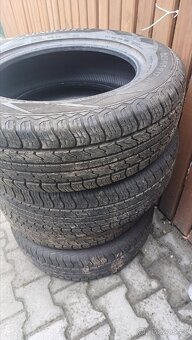 Celoroční pneu 225/65 R17 Matador - 2