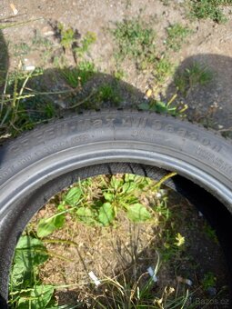 225/45R18 - 2