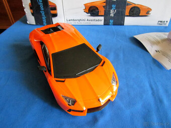 Lamborghini a robotauto na ovládání - 2
