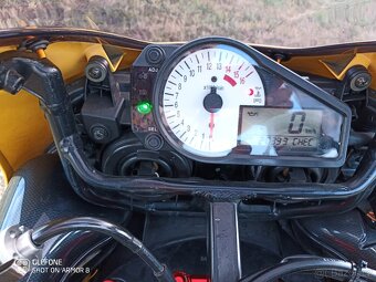 Suzuki GSX-R 750 k3 - 2