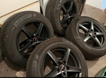 Alu 17"Michelin 49/23 5x120 BMW 235/55 R17 - 2