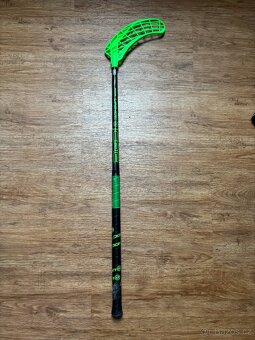 Hraná florbalová hůl Unihoc EPIC 32 black/neon green - 2
