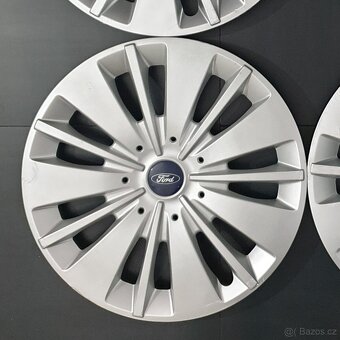 Poklice Ford 16" ORIGINÁLNÍ č. D37 - 2