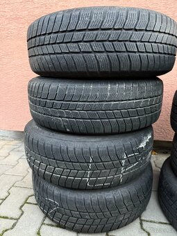 Zimní sada na Toyota Auris 195/65R15, 5x114,3 - 2