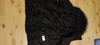 Uniqlo dámský péřový kabát vel. M - 2