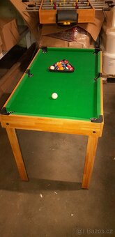 Kulečník, stolní fotbal - 2