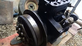 Zetor 25A-motor - 2