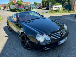 Mercedes-benz Sl 500 225kW. Black.Top - 2