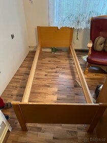 Rám postele s masivu - 2