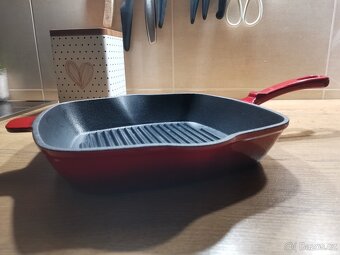 Litinová pánev ERNESTO - 2