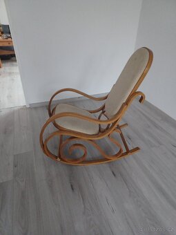 Houpací křeslo - 2